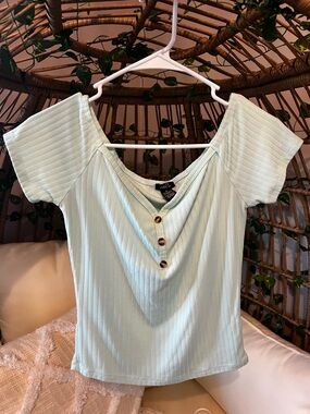 Womens Ribbed Scoop-Neck Button Tee